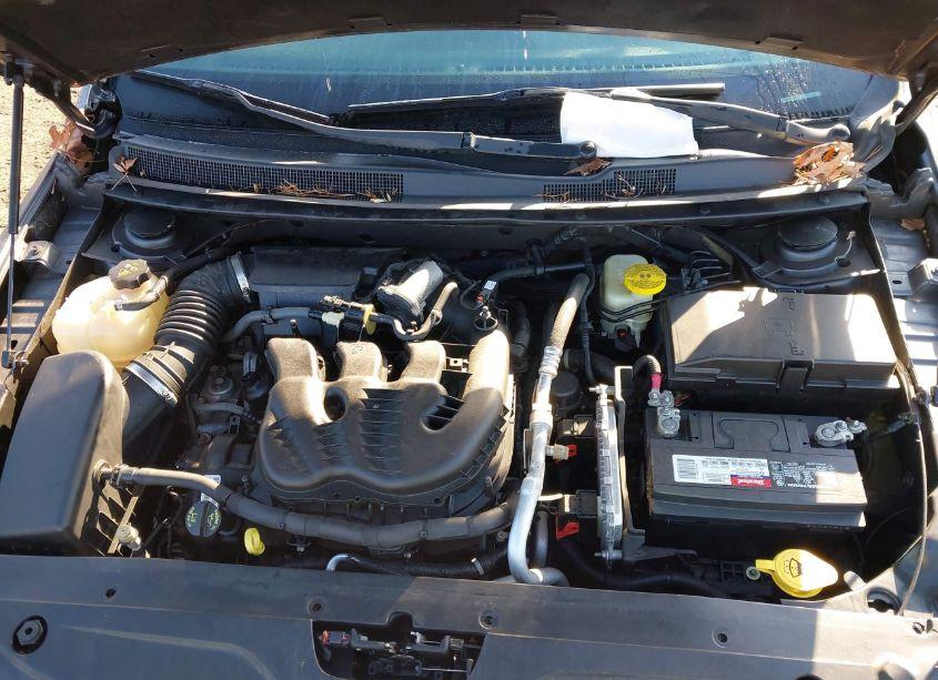 Photo 10 of 2015 Chrysler 200 C (VIN 1C3CCCCG8FN656008)