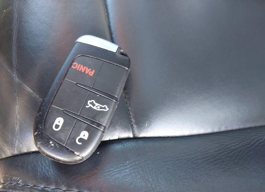 Photo 11 of 2015 Chrysler 200 C (VIN 1C3CCCCG8FN656008)