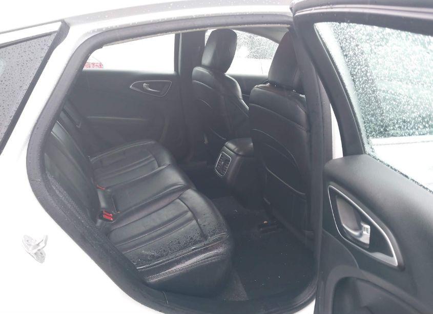 Photo 8 of 2015 Chrysler 200 C (VIN 1C3CCCCG9FN516937)