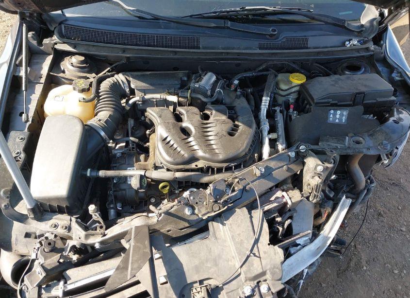 Photo 10 of 2015 Chrysler 200 C (VIN 1C3CCCCG9FN647902)