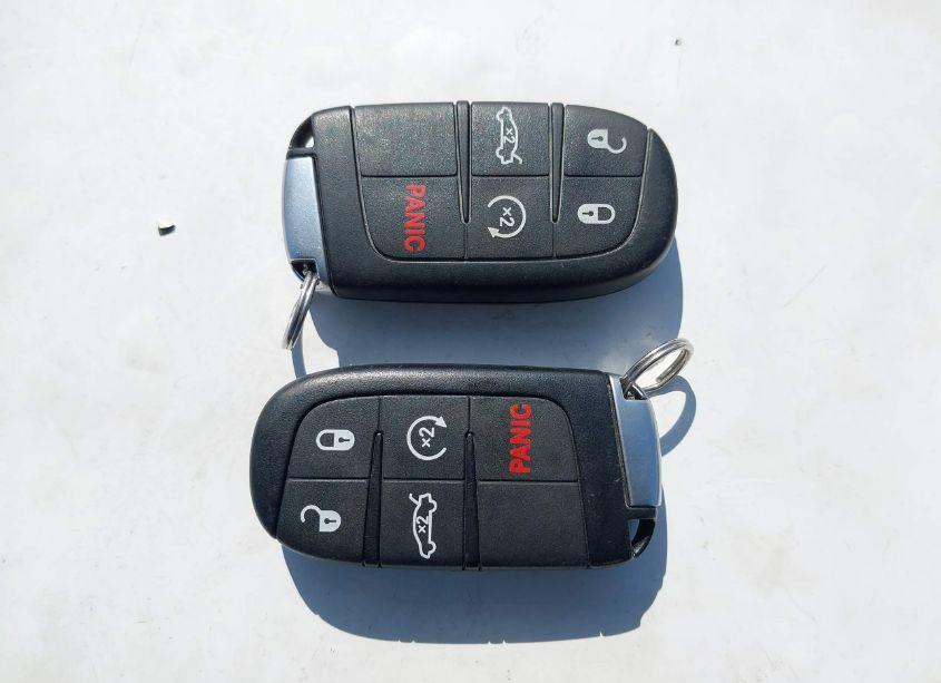 Photo 11 of 2015 Chrysler 200 C (VIN 1C3CCCCG9FN647902)