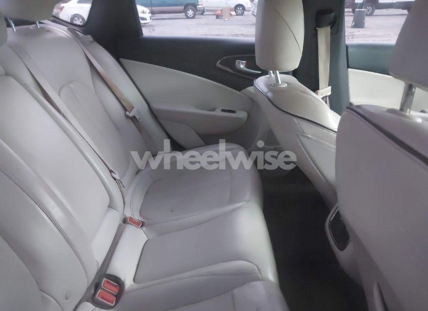 Photo 8 of 2016 Chrysler 200 C (VIN 1C3CCCCG9GN176948)