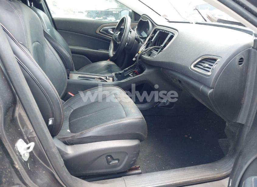 Photo 5 of 2015 Chrysler 200 C (VIN 1C3CCCCGXFN514288)