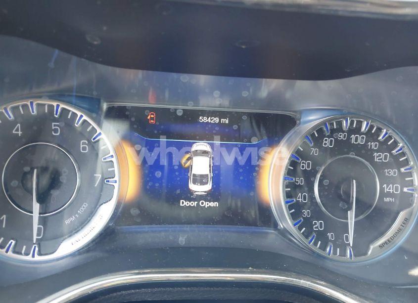 Photo 7 of 2015 Chrysler 200 C (VIN 1C3CCCCGXFN514288)