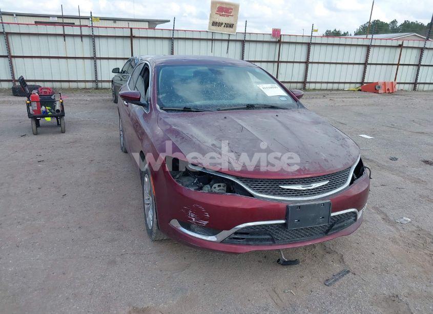 2015 Chrysler 200 C (VIN 1C3CCCCGXFN519491) main photo