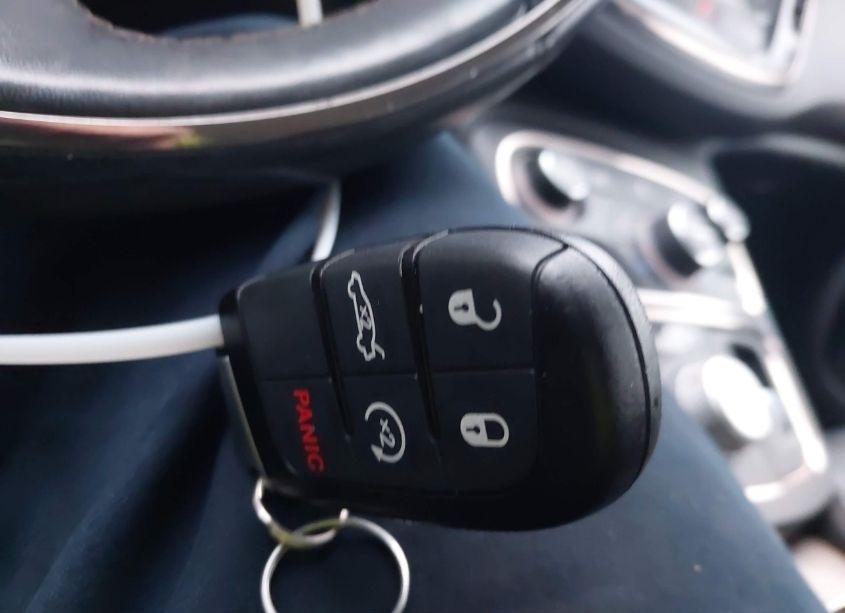 Photo 11 of 2016 Chrysler 200 C (VIN 1C3CCCCGXGN139357)