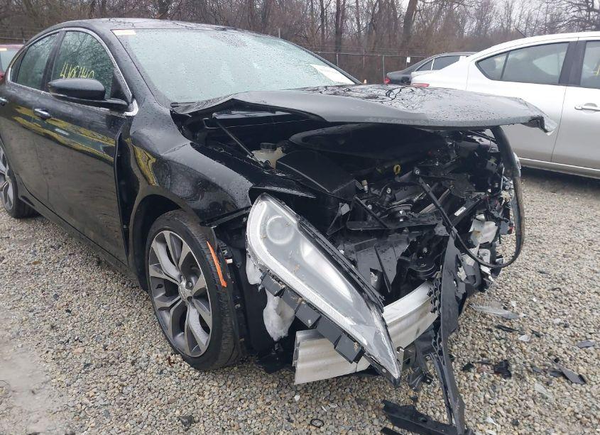 Photo 18 of 2016 Chrysler 200 C (VIN 1C3CCCCGXGN139357)