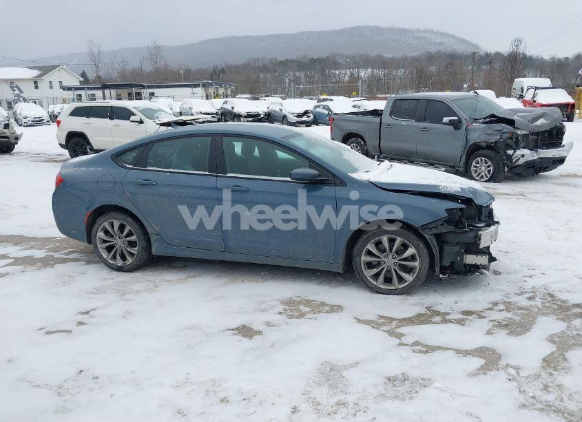 Photo 14 of 2015 Chrysler 200 S (VIN 1C3CCCDG0FN643302)