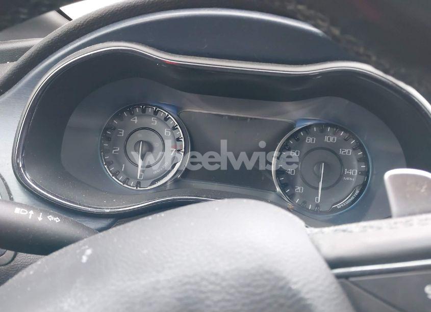 Photo 16 of 2015 Chrysler 200 S (VIN 1C3CCCDG0FN643302)