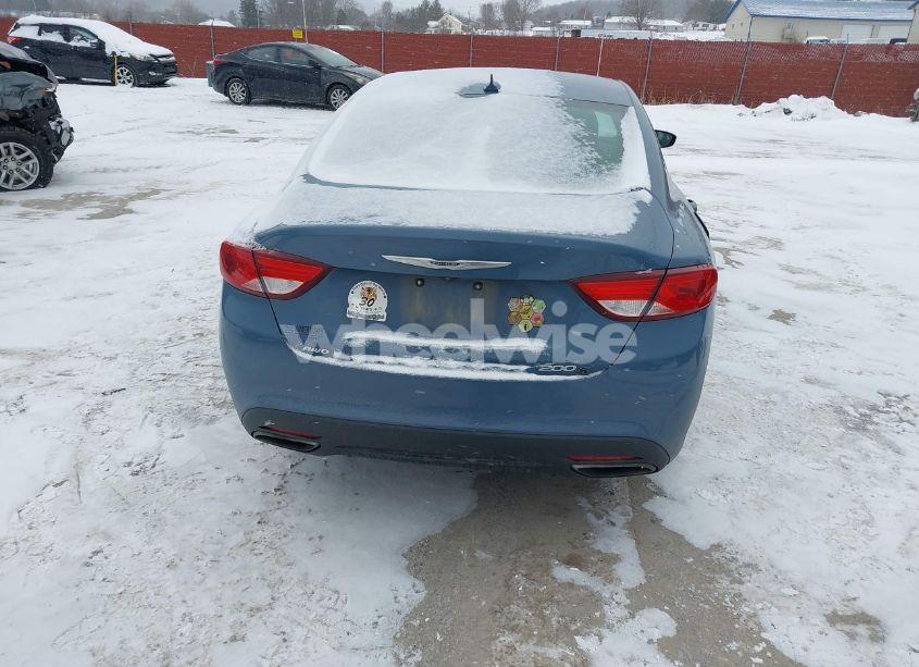 Photo 17 of 2015 Chrysler 200 S (VIN 1C3CCCDG0FN643302)