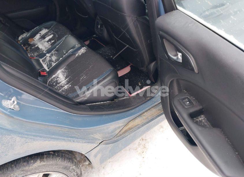 Photo 8 of 2015 Chrysler 200 S (VIN 1C3CCCDG0FN643302)