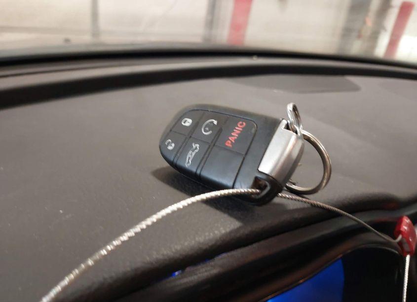 Photo 11 of 2015 Chrysler 200 S (VIN 1C3CCCDG1FN664496)