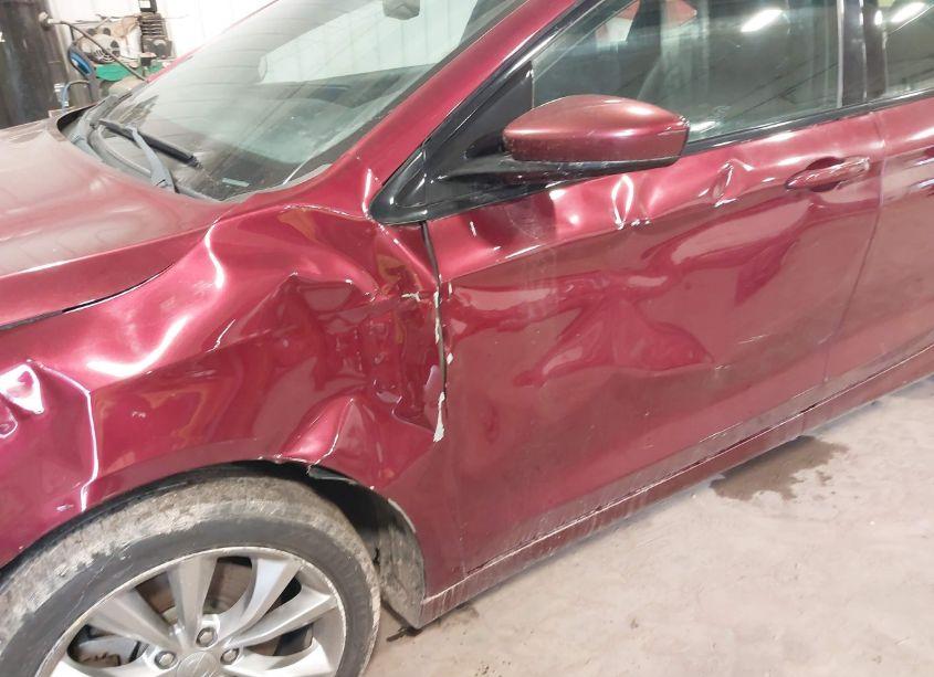 Photo 17 of 2015 Chrysler 200 S (VIN 1C3CCCDG1FN664496)