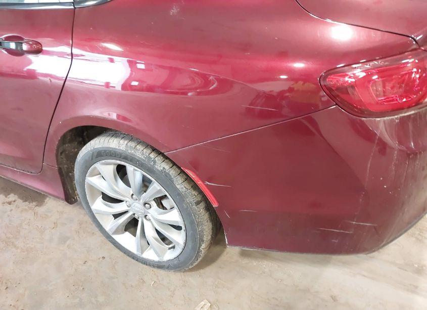 Photo 19 of 2015 Chrysler 200 S (VIN 1C3CCCDG1FN664496)