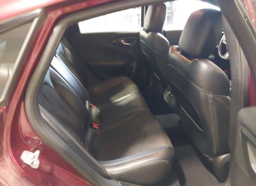 Photo 8 of 2015 Chrysler 200 S (VIN 1C3CCCDG1FN664496)