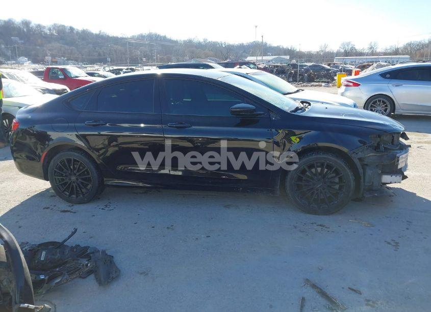 Photo 14 of 2015 Chrysler 200 S (VIN 1C3CCCDG1FN711686)