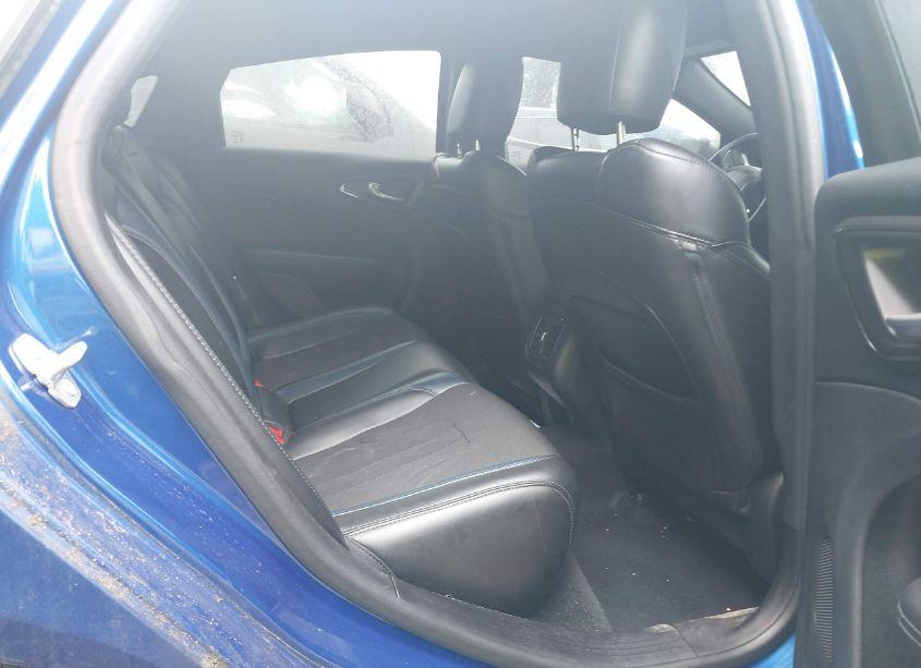 Photo 8 of 2016 Chrysler 200 S (VIN 1C3CCCDG1GN110456)