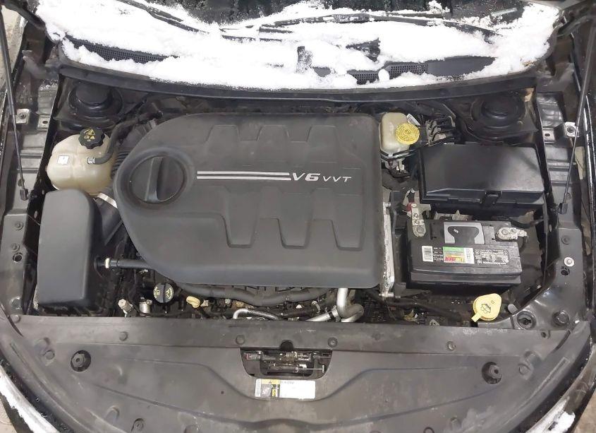Photo 10 of 2016 Chrysler 200 S (VIN 1C3CCCDG1GN118332)