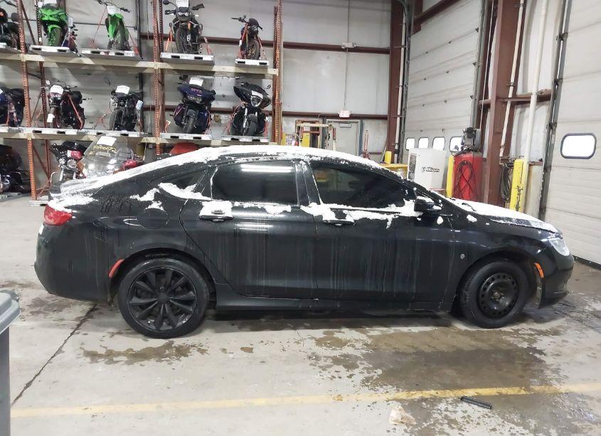 Photo 13 of 2016 Chrysler 200 S (VIN 1C3CCCDG1GN118332)