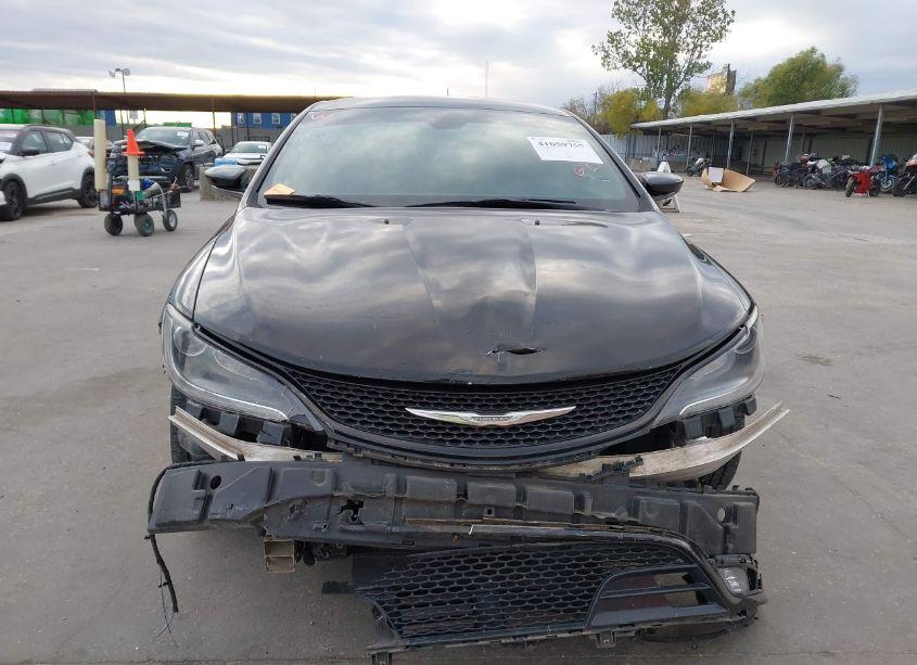 Photo 13 of 2015 Chrysler 200 S (VIN 1C3CCCDG2FN540625)