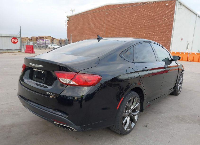 Photo 4 of 2015 Chrysler 200 S (VIN 1C3CCCDG2FN540625)