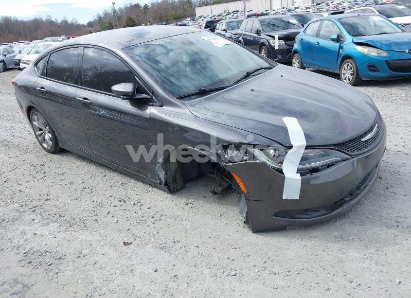 2015 Chrysler 200 S (VIN 1C3CCCDG2FN683669) main photo