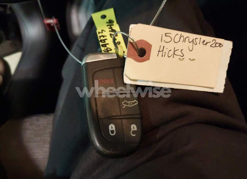 Photo 11 of 2015 Chrysler 200 S (VIN 1C3CCCDG2FN683669)