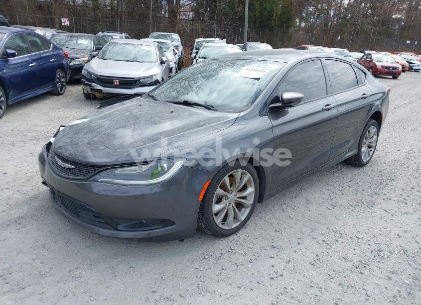 Photo 2 of 2015 Chrysler 200 S (VIN 1C3CCCDG2FN683669)