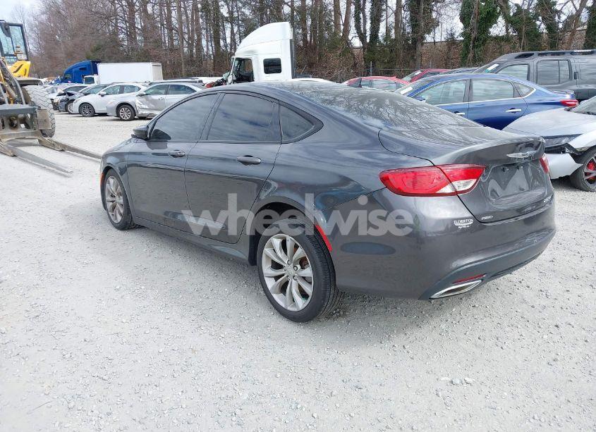Photo 3 of 2015 Chrysler 200 S (VIN 1C3CCCDG2FN683669)