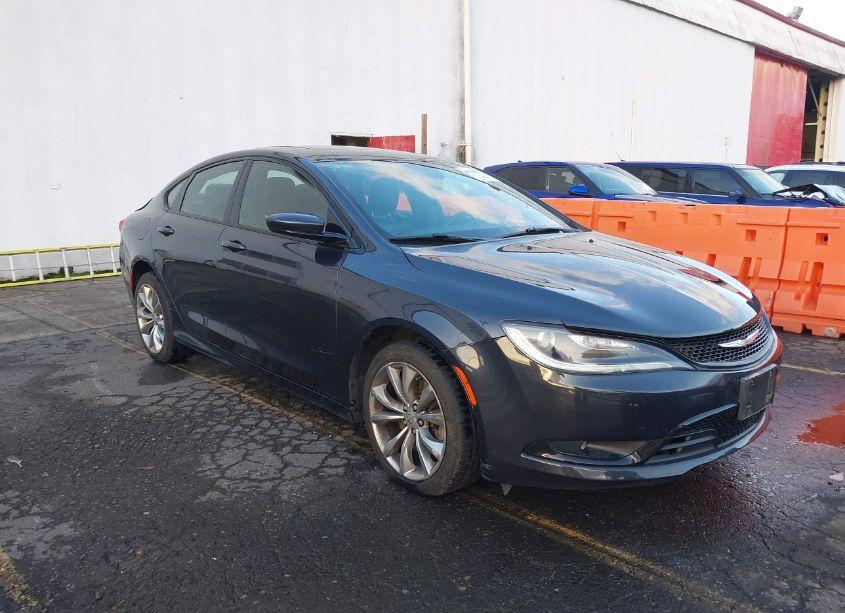2016 Chrysler 200 S (VIN 1C3CCCDG2GN185196) main photo