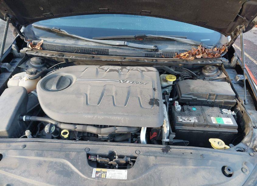 Photo 10 of 2016 Chrysler 200 S (VIN 1C3CCCDG2GN185196)