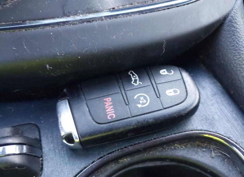 Photo 11 of 2016 Chrysler 200 S (VIN 1C3CCCDG2GN185196)