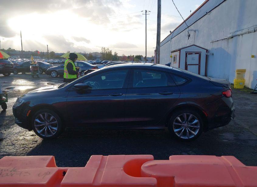 Photo 14 of 2016 Chrysler 200 S (VIN 1C3CCCDG2GN185196)