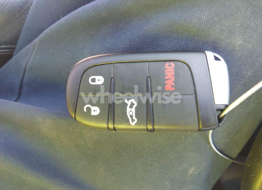 Photo 11 of 2015 Chrysler 200 S (VIN 1C3CCCDG3FN656898)