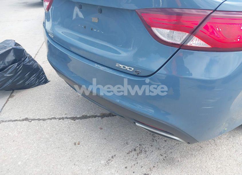 Photo 6 of 2015 Chrysler 200 S (VIN 1C3CCCDG3FN656898)