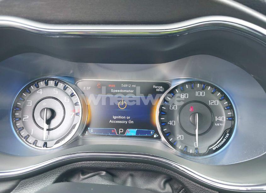 Photo 7 of 2016 Chrysler 200 S (VIN 1C3CCCDG3GN110510)