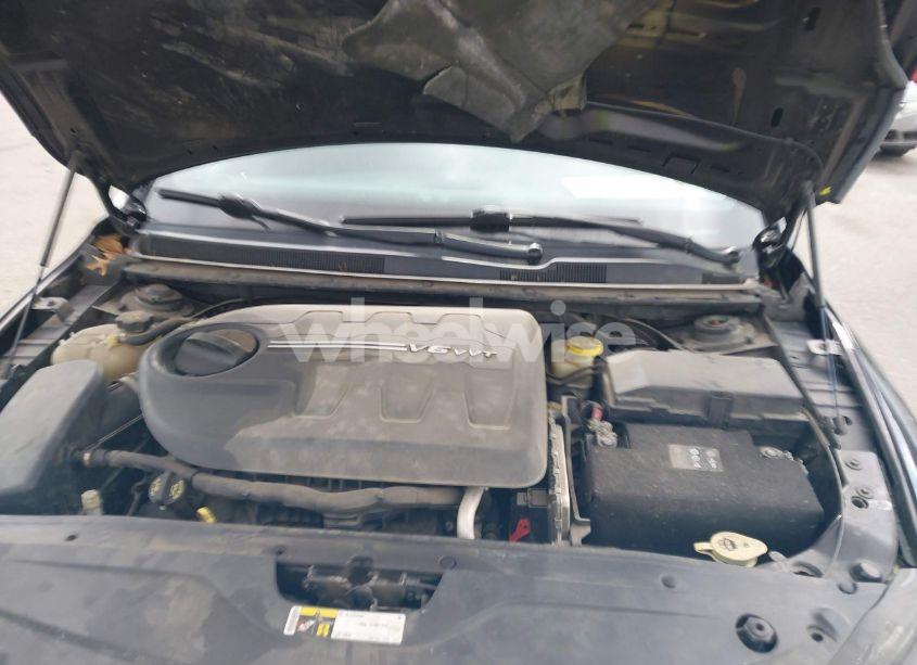 Photo 10 of 2015 Chrysler 200 S (VIN 1C3CCCDG4FN648860)