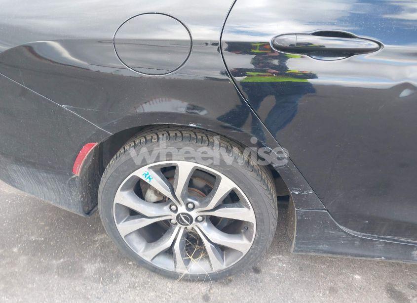 Photo 20 of 2015 Chrysler 200 S (VIN 1C3CCCDG4FN648860)