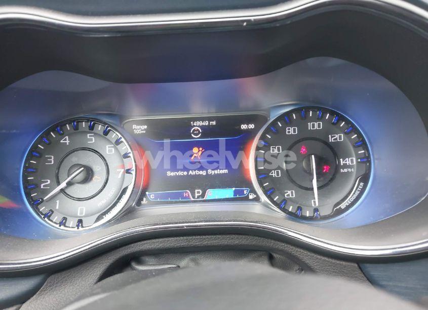 Photo 7 of 2015 Chrysler 200 S (VIN 1C3CCCDG4FN648860)