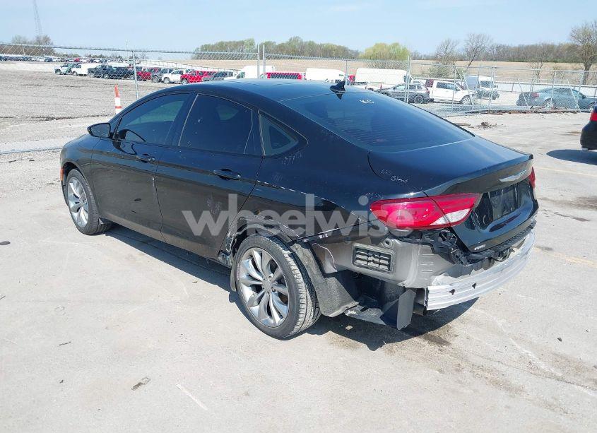 Photo 3 of 2015 Chrysler 200 S (VIN 1C3CCCDG6FN632157)