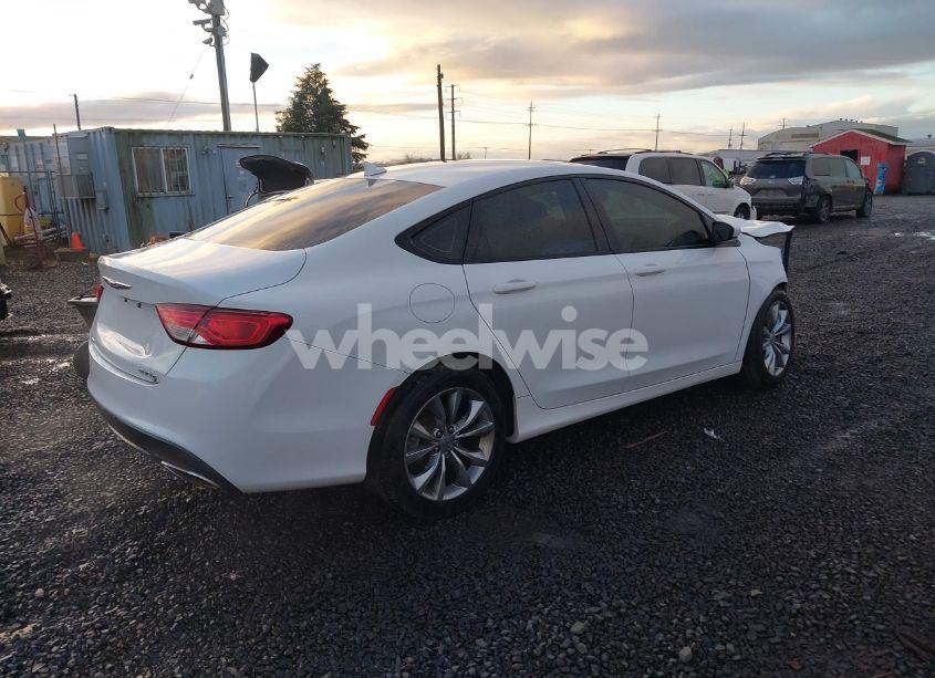 Photo 4 of 2016 Chrysler 200 S (VIN 1C3CCCDG6GN130668)
