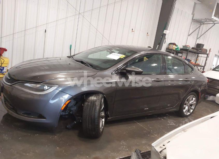 Photo 14 of 2015 Chrysler 200 S (VIN 1C3CCCDG7FN718111)