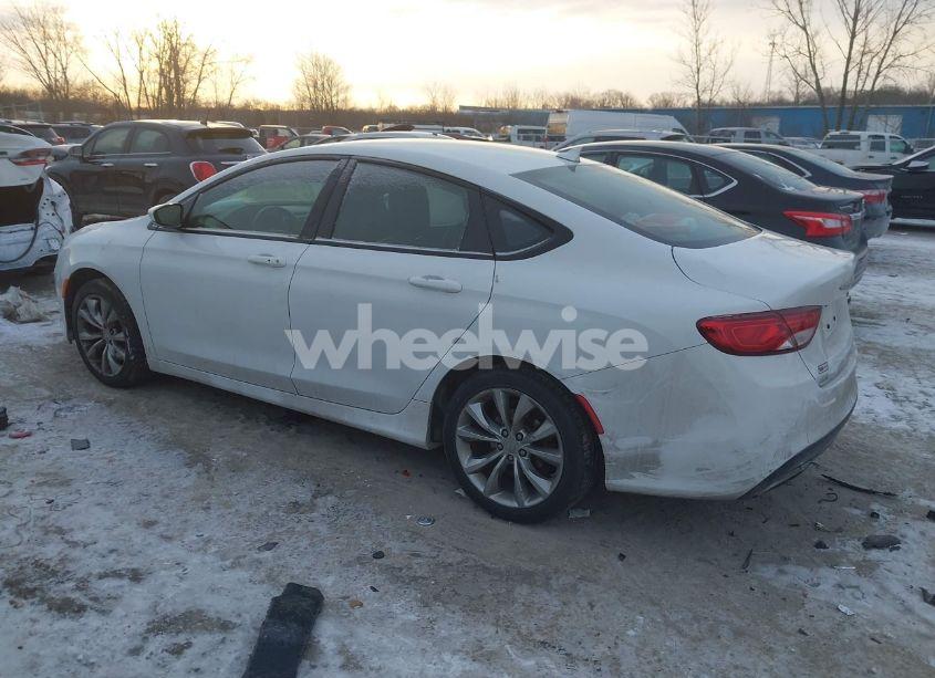 Photo 3 of 2015 Chrysler 200 S (VIN 1C3CCCDG8FN615635)
