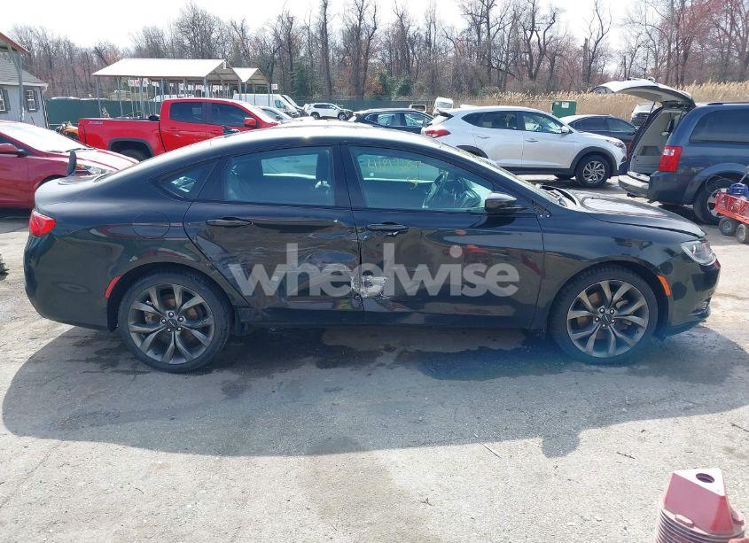 Photo 13 of 2015 Chrysler 200 S (VIN 1C3CCCDG8FN664902)