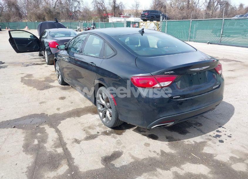 Photo 3 of 2015 Chrysler 200 S (VIN 1C3CCCDG8FN664902)