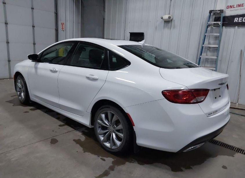 Photo 3 of 2015 Chrysler 200 S (VIN 1C3CCCDG8FN736617)