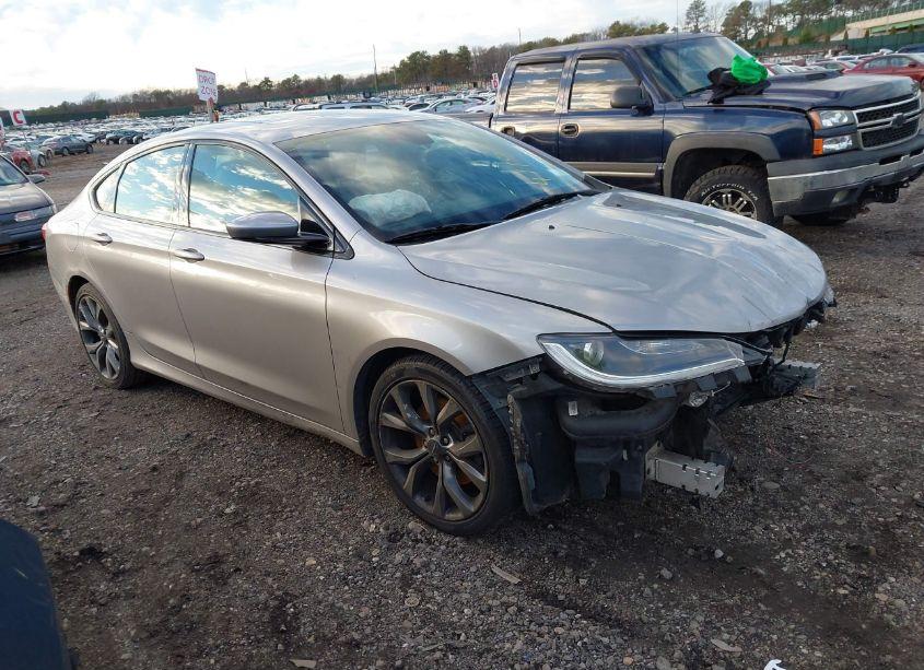 2016 Chrysler 200 S (VIN 1C3CCCDG8GN126234) main photo