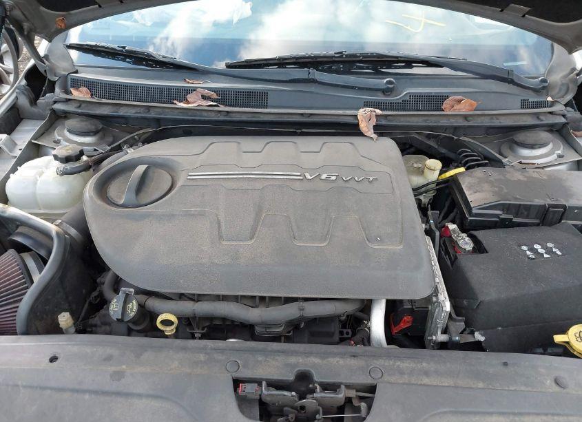 Photo 10 of 2016 Chrysler 200 S (VIN 1C3CCCDG8GN126234)