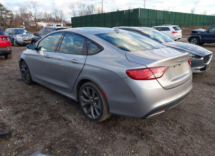 Photo 3 of 2016 Chrysler 200 S (VIN 1C3CCCDG8GN126234)