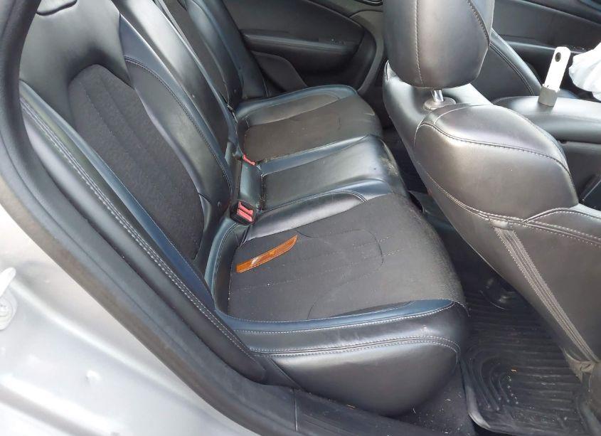 Photo 8 of 2016 Chrysler 200 S (VIN 1C3CCCDG8GN126234)